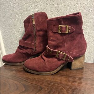 BearPaw Burgundy Suede Ankle Boots